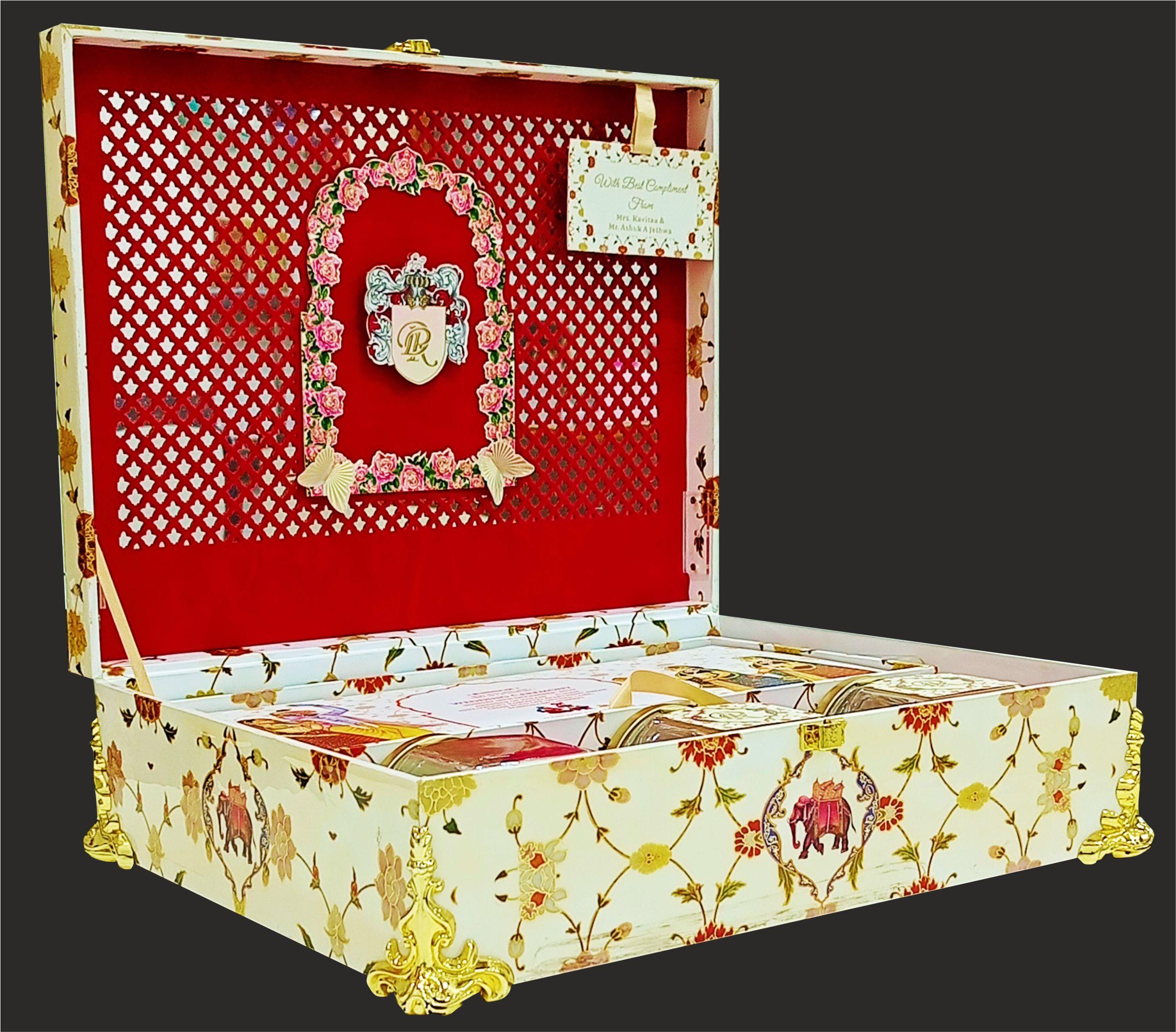 White Ultra Premium Floral Box Wedding Invitation Card-KNKUP004