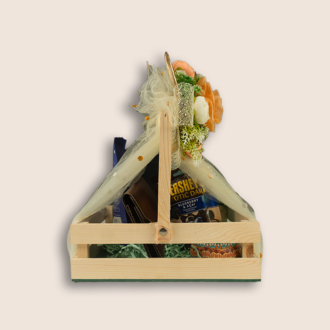 Cream Wooden Charm Premium Gift Hamper- KLGH0090