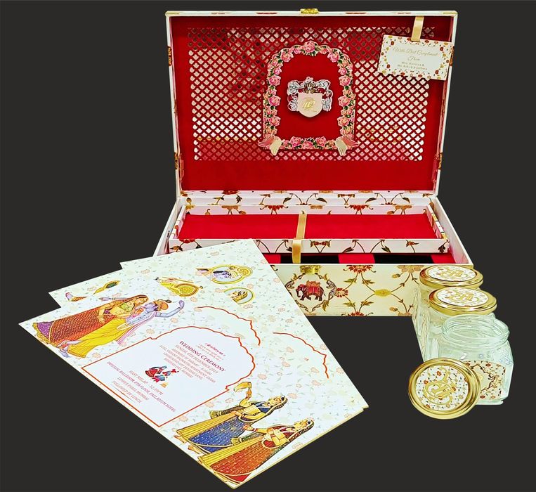 Experience the beauty of Scodix print with our luxurious invitation cards, perfect for your most special occasions.