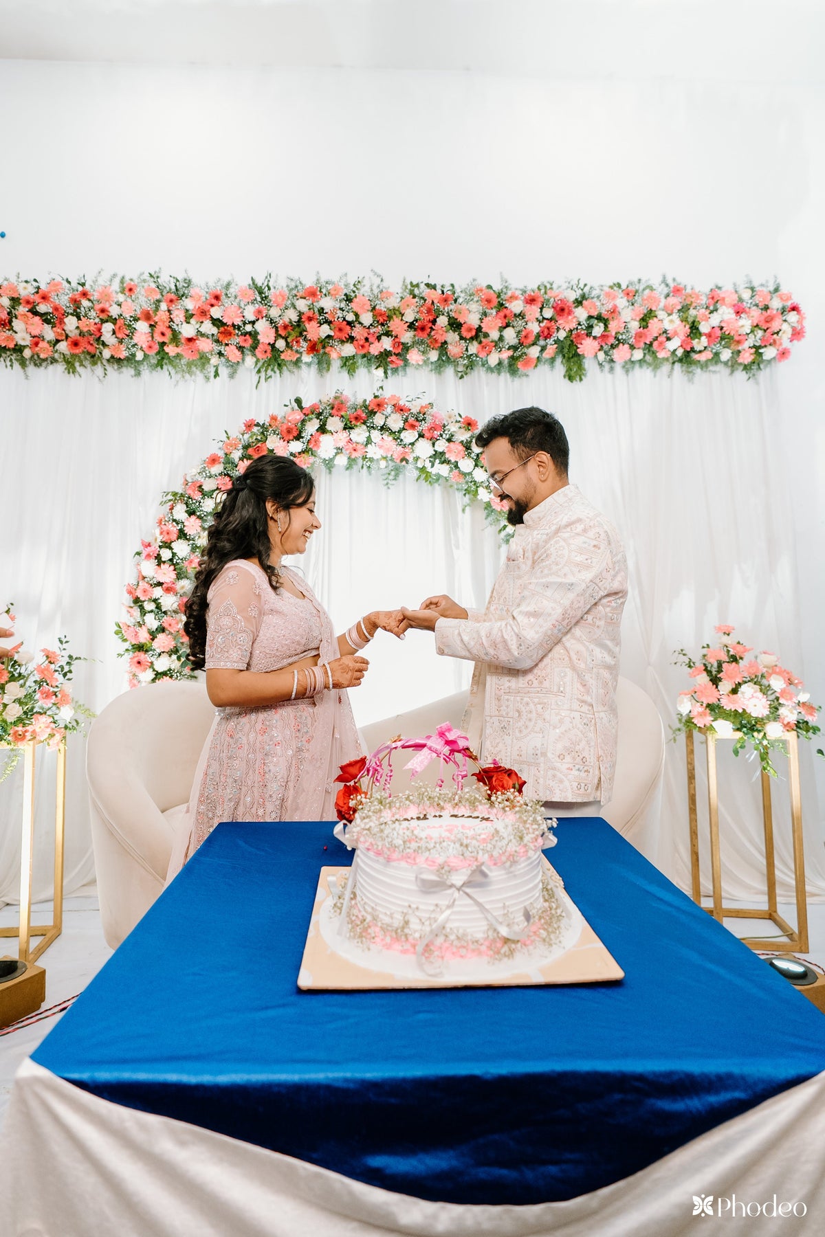What Not to Do in Engagement Photos (From the People Who Have Seen It Go Wrong)