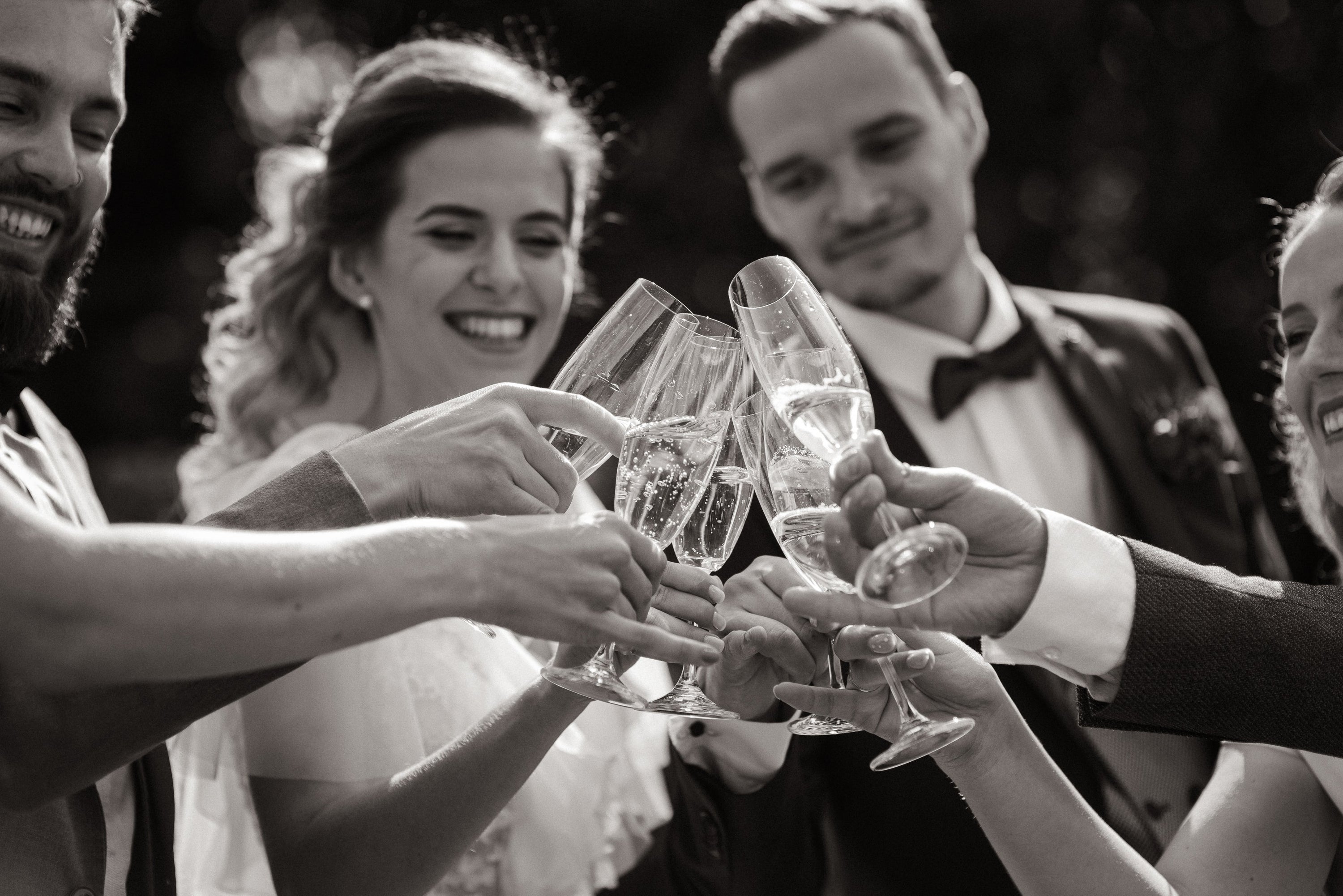 What is a Cocktail Dress Code for the Wedding?