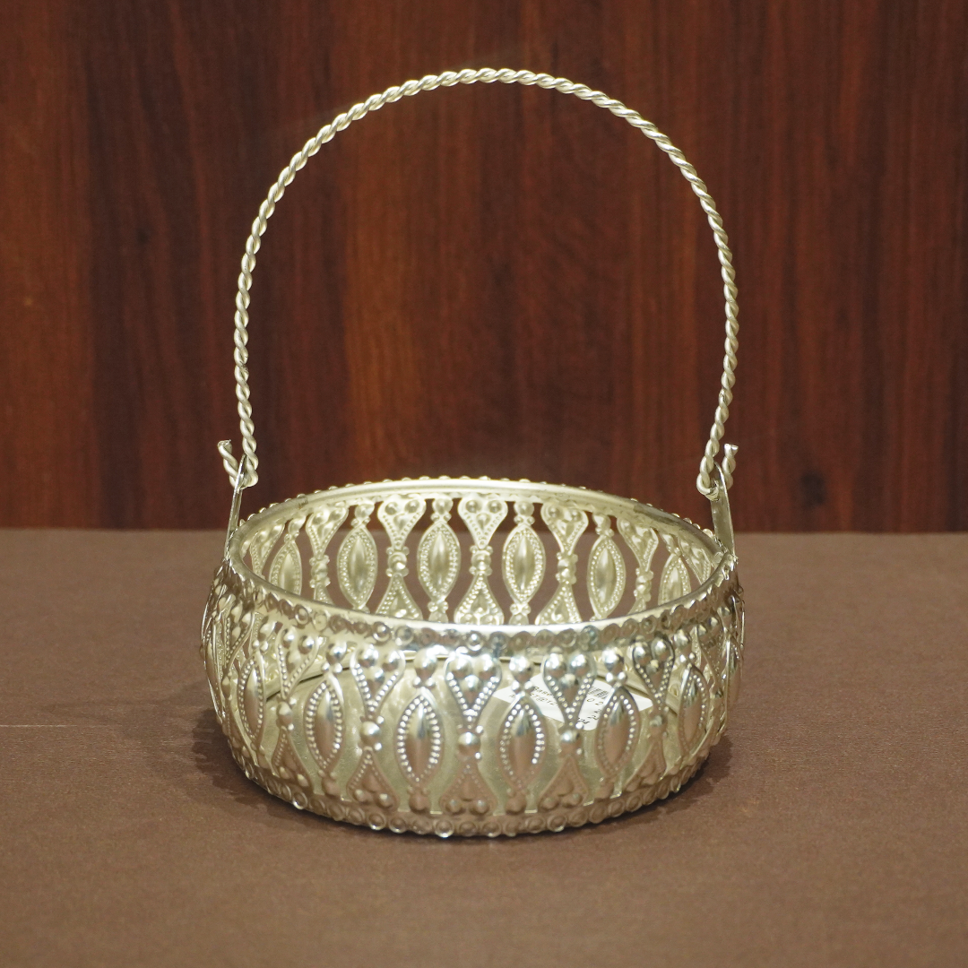 Metal Flower Small Basket-King of Cards