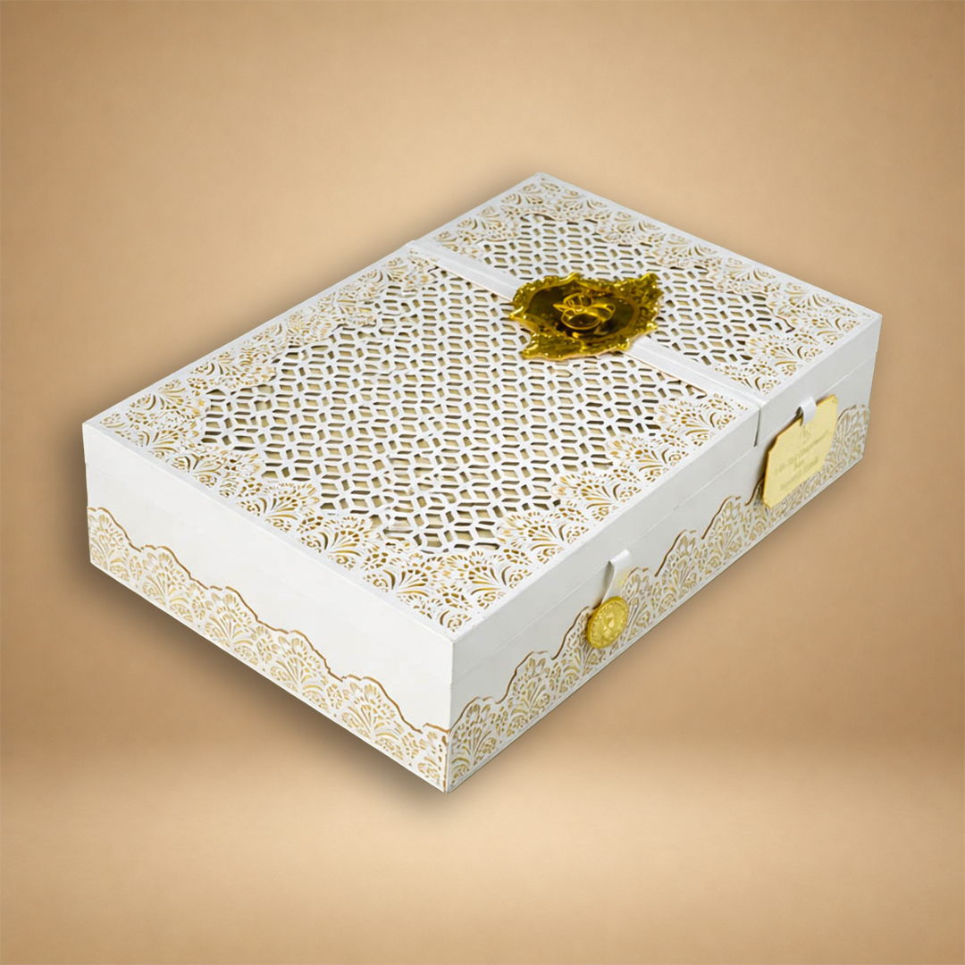 White Gold Laser-Cut Luxury Invitaion Box - KNLW20246