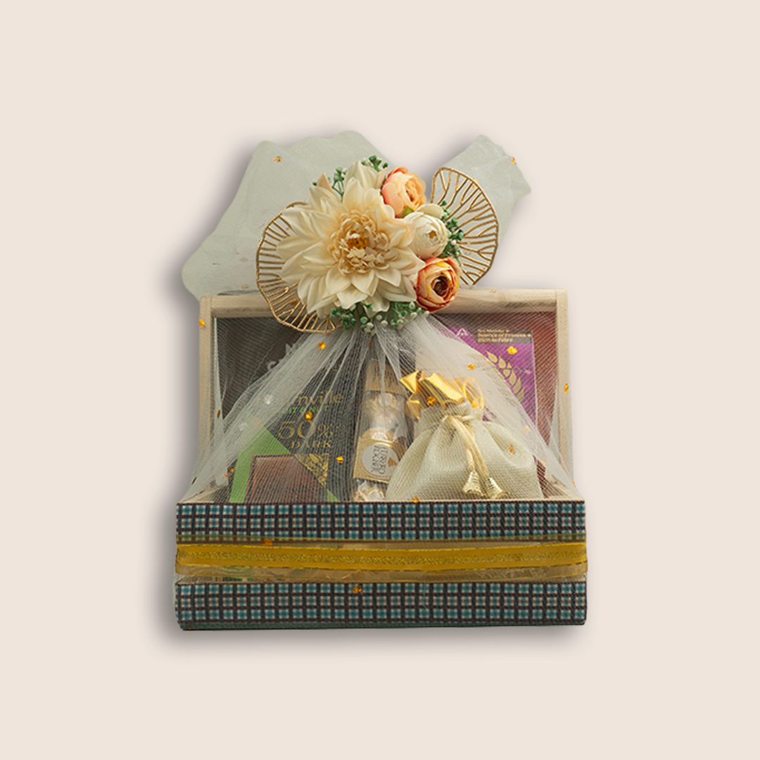 Golden Bloom Luxury Tray Gift Hamper - KLGH0130