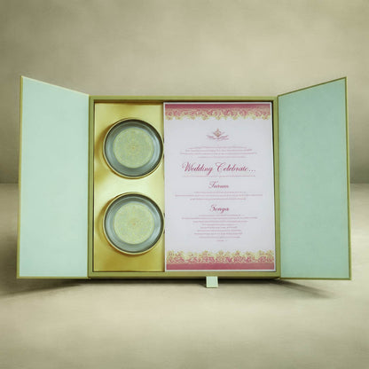 Green Emblem Wedding Invitation Box-KMMEX8390