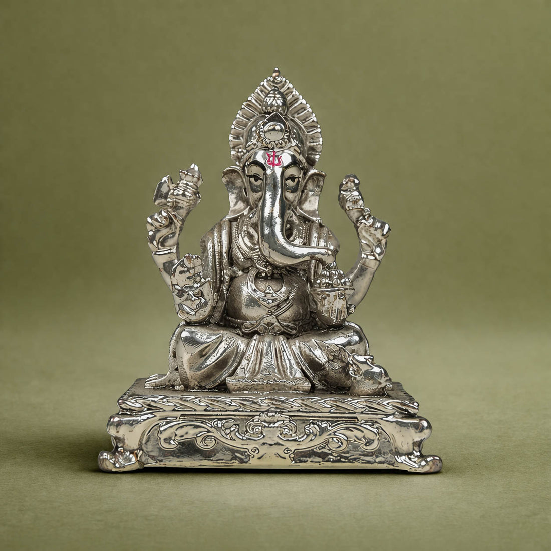 Elegant Silver Lord Ganesha Idol - GRI0180
