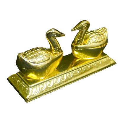 Gold Coated Couple Swan Idol-King of Cards