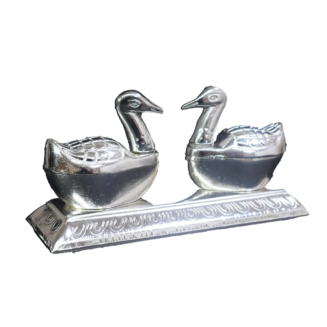 White Metal Duck Couple Idol-King of Cards