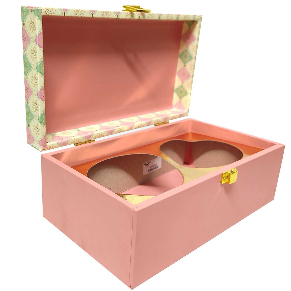Pink and green box invitation comes with a 6mm MDF material and a lock in gold color. This gift hamper includes a cavity where you can place two glass jar bowls filled with sweets.