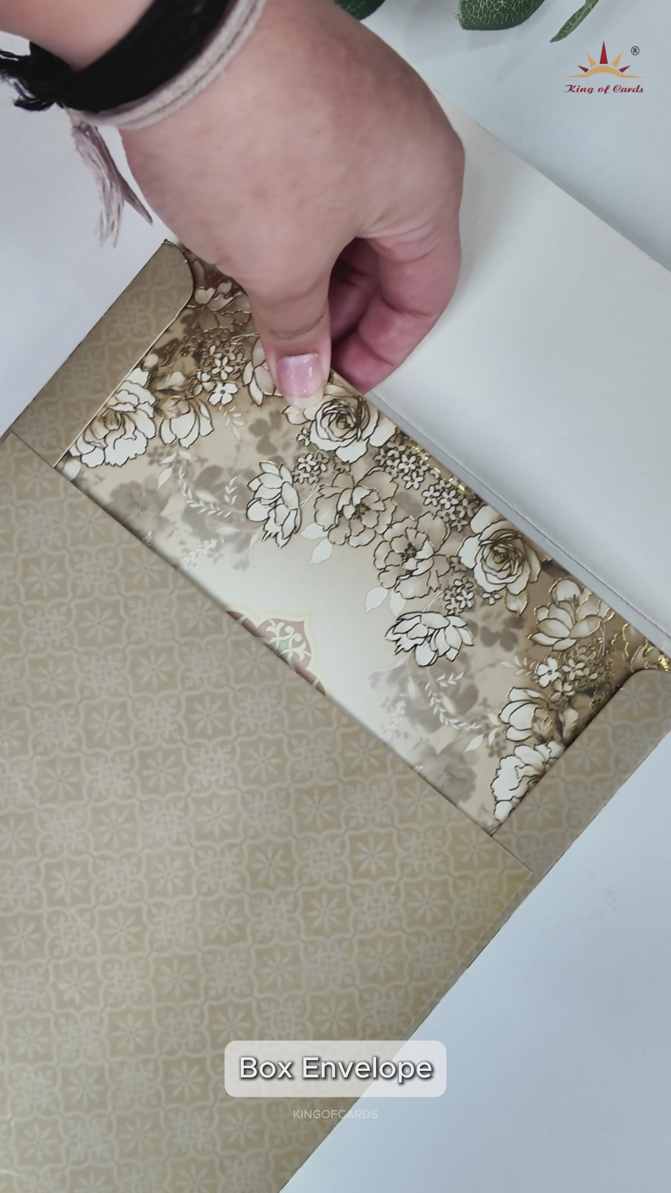 Cream Floral Padded Wedding Card-KRE27230