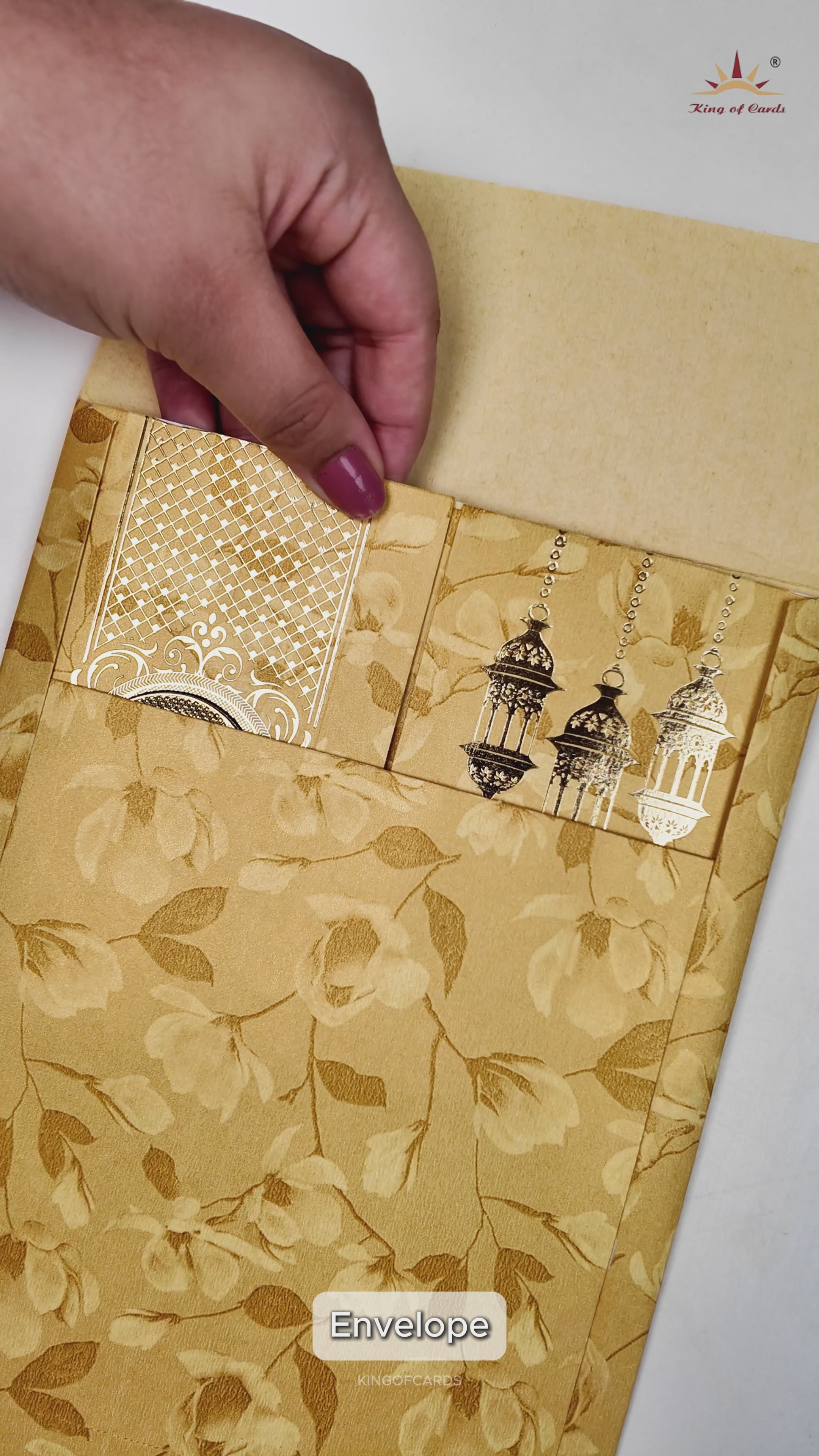 Gold Leaf Lamps Couple Wedding Card-KNKC46GF