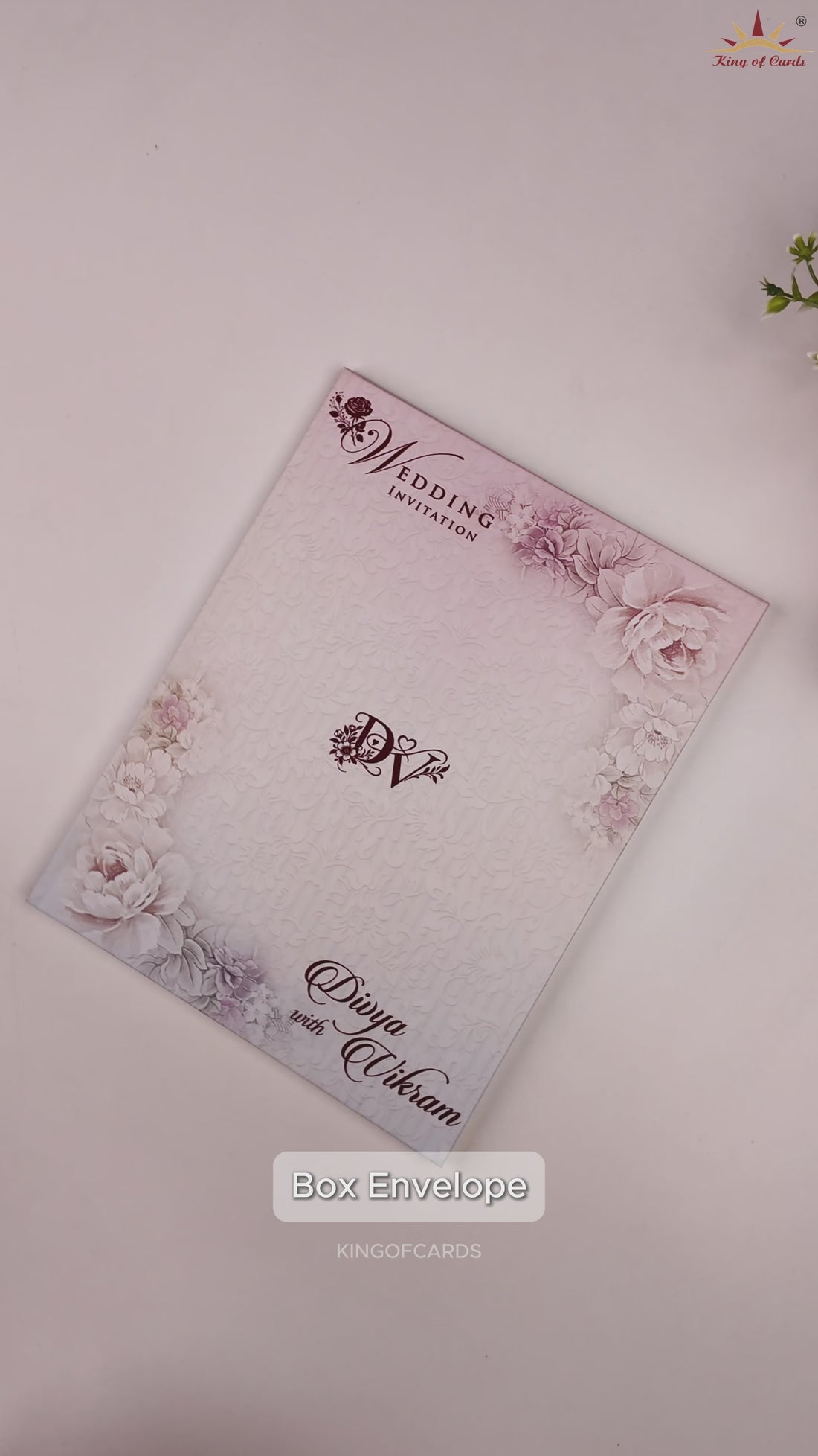 Lavender Paisley Couple Padded Wedding Card - KNKM8201